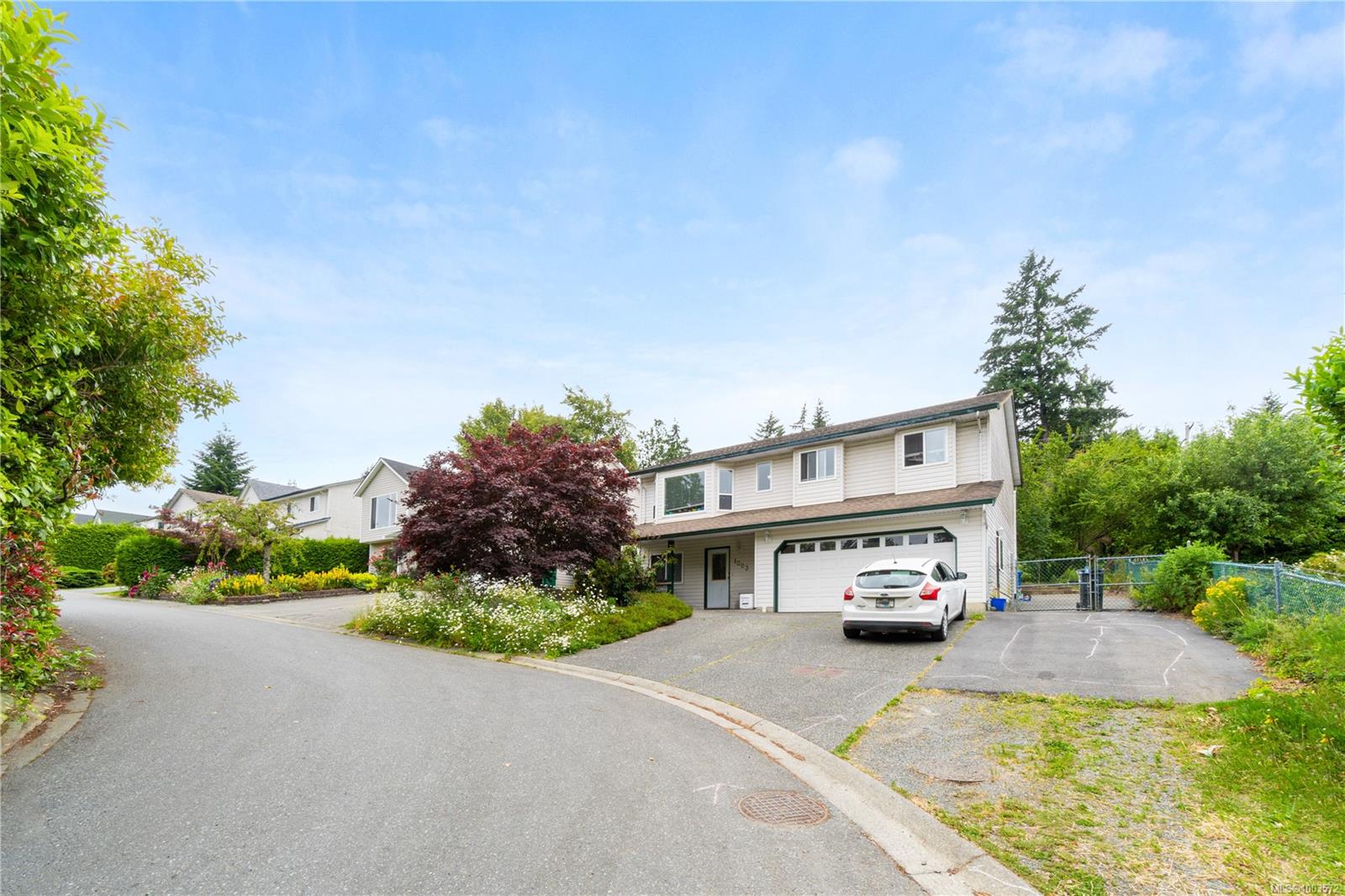 $688,000 - 1003 Bramblewood Lane<br>British Columbia, V9R 6N9