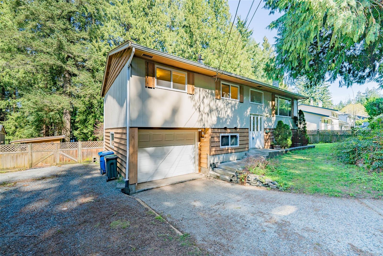 2702 Beaver Creek Cres, Na Diver Lake real estate property for sale in Nanaimo British Columbia, V9T 3K4