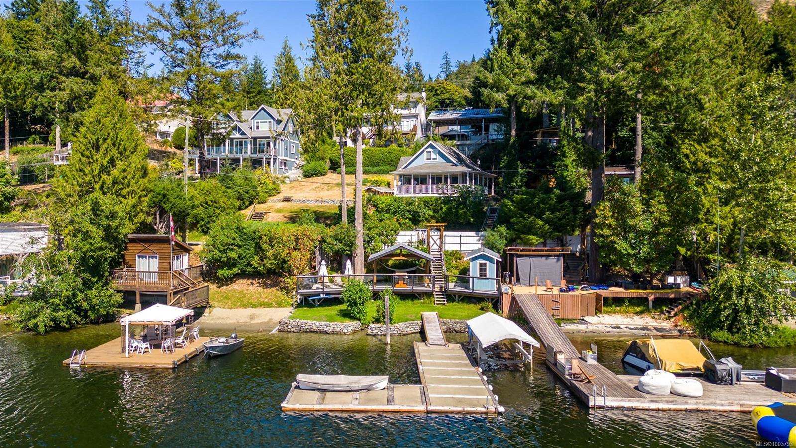 $1,895,000 - 2239 Shawnigan Lake Rd<br>British Columbia, V0R 2W0