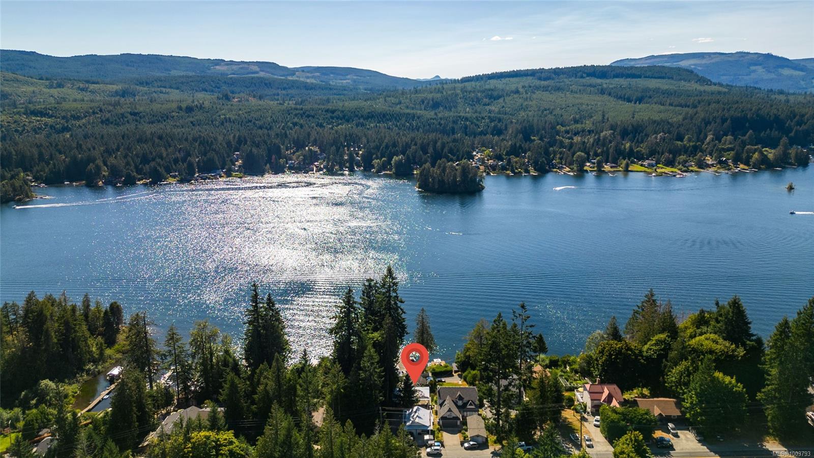 $1,895,000 - 2239 Shawnigan Lake Rd<br>British Columbia, V0R 2W0