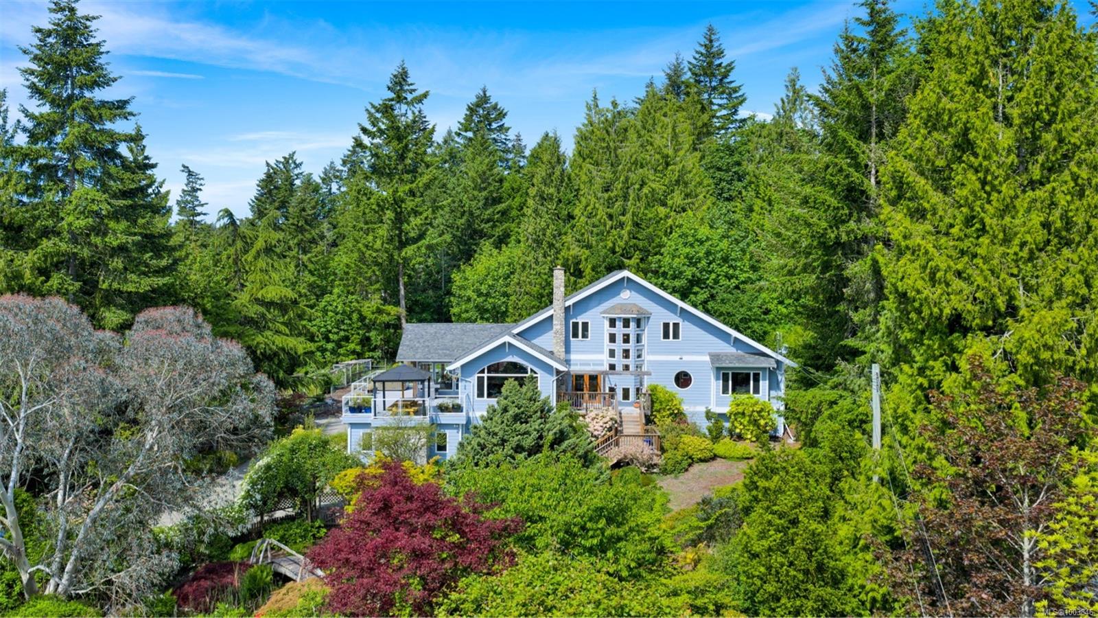 $1,545,000 - 2836 Oceanside Lane<br>British Columbia, V8H 1E1