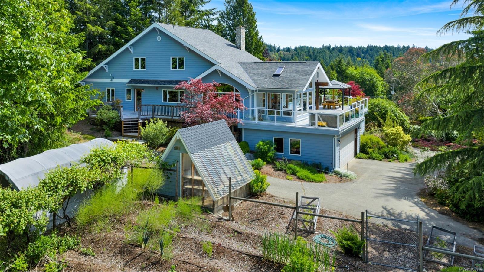 $1,545,000 - 2836 Oceanside Lane<br>British Columbia, V8H 1E1