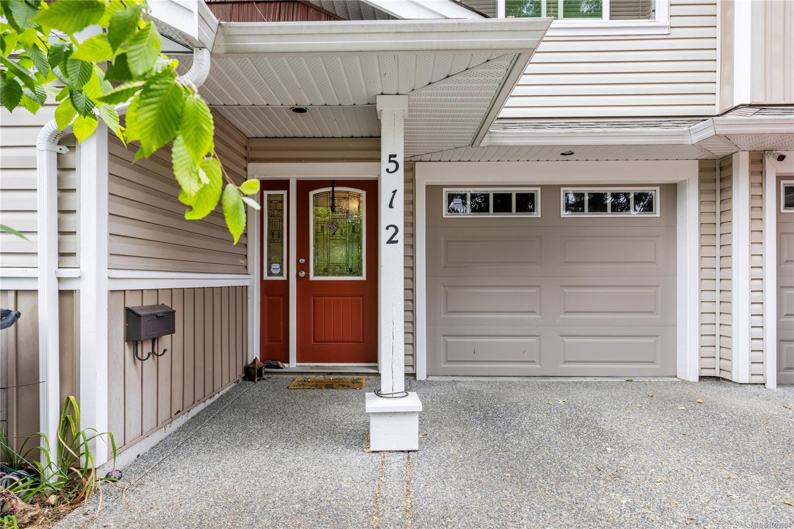 $560,000 - 512 Gardasan Way<br>British Columbia, V9R 6K8