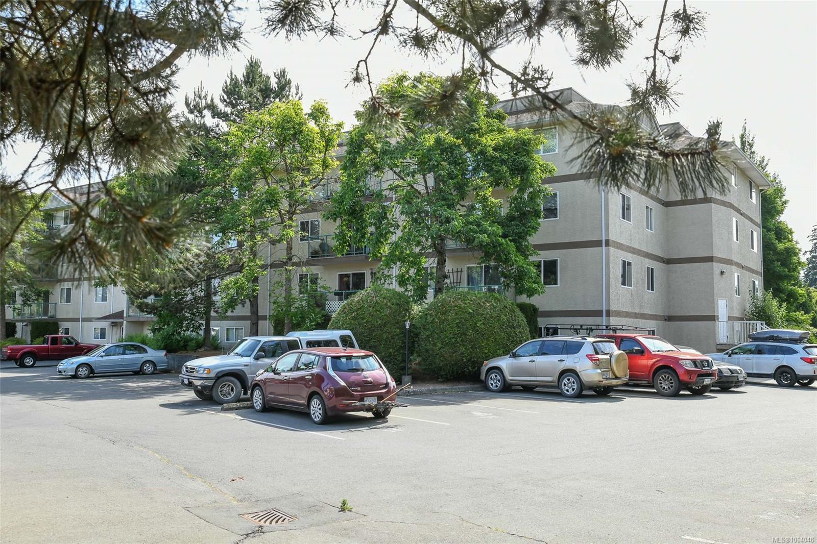 $369,000 - 1355 Cumberland Rd<br>British Columbia, V9N 2G1