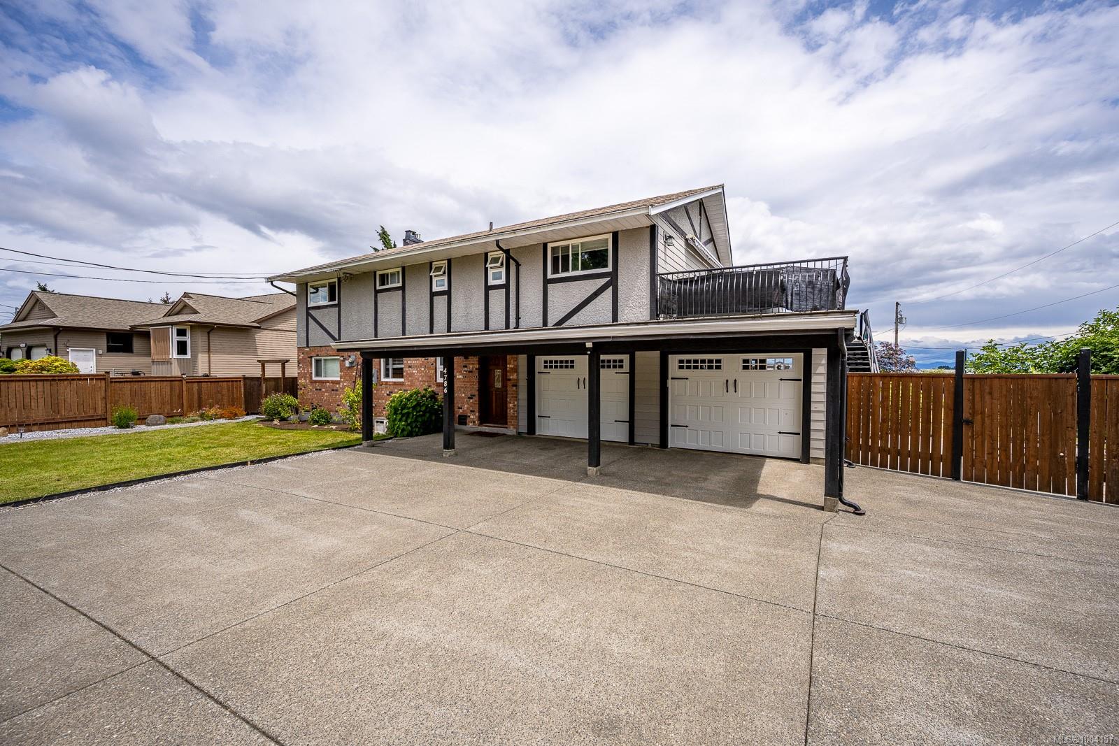 $1,175,000 - 4786 Kilmarnock Dr<br>British Columbia, V9N 9S5