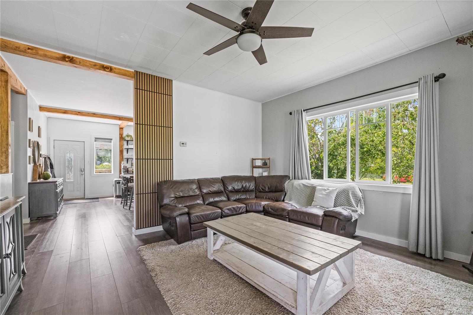 $699,900 - 440 3rd Ave<br>British Columbia, V9G 1A7
