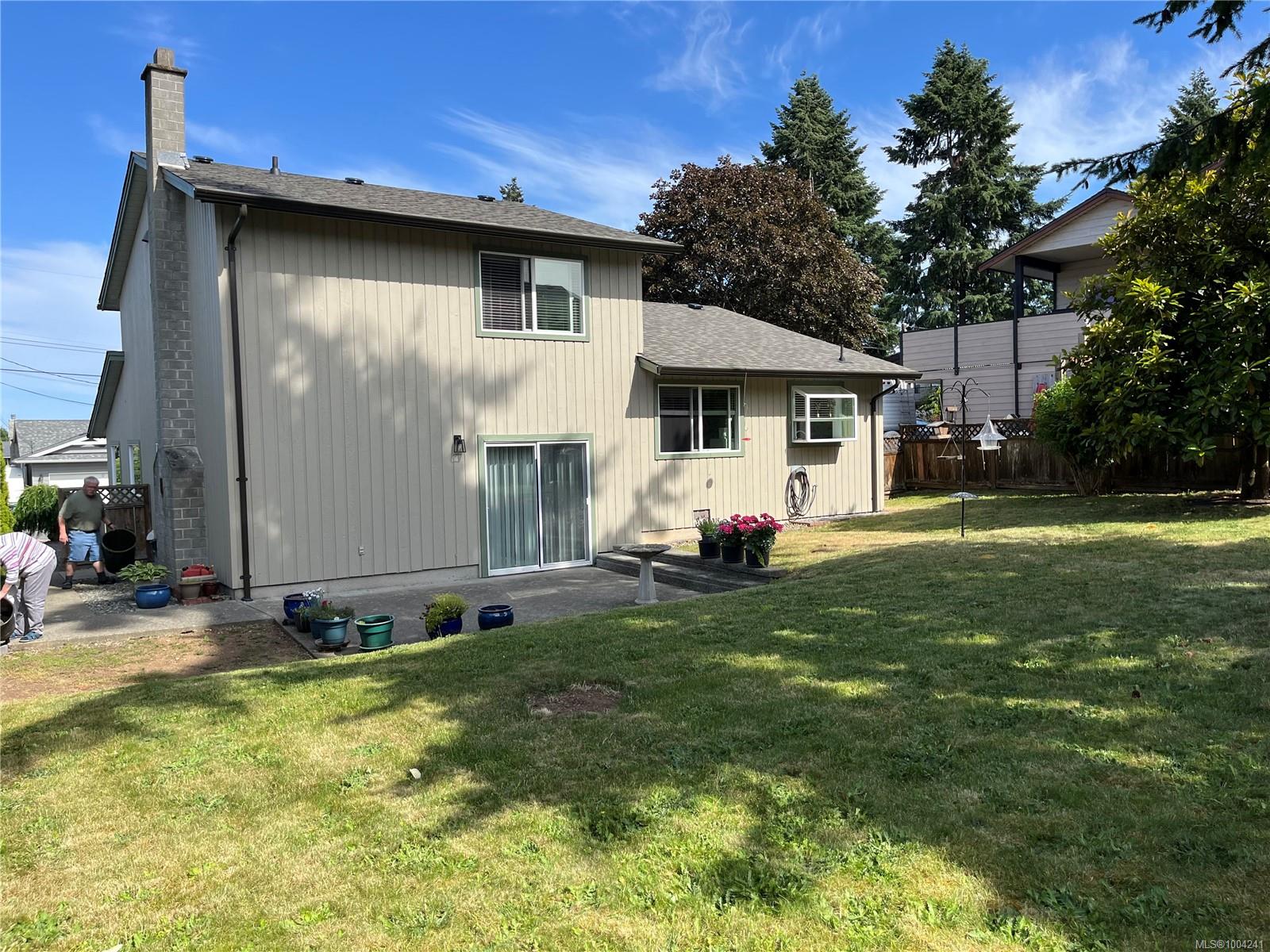 $789,900 - 141 Davies Lane<br>British Columbia, V9S 5M4