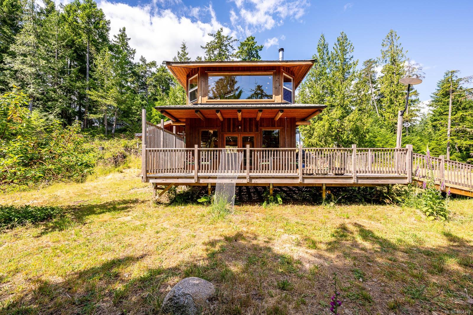 $1,090,000 - 2350 Chickadee Rd<br>British Columbia, V0R 1T0