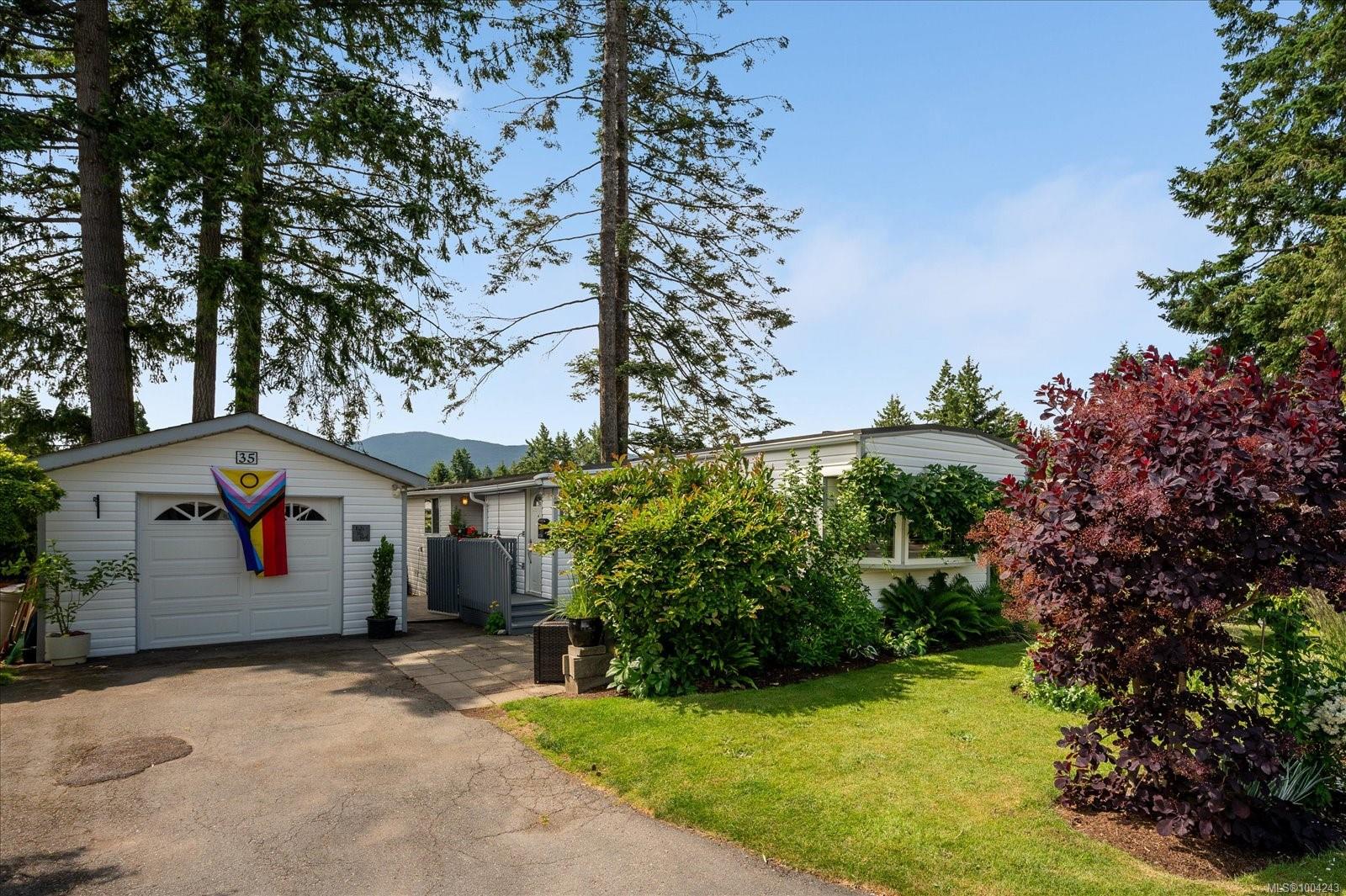 $425,000 - 5854 Turner Rd<br>British Columbia, V9T 2N6