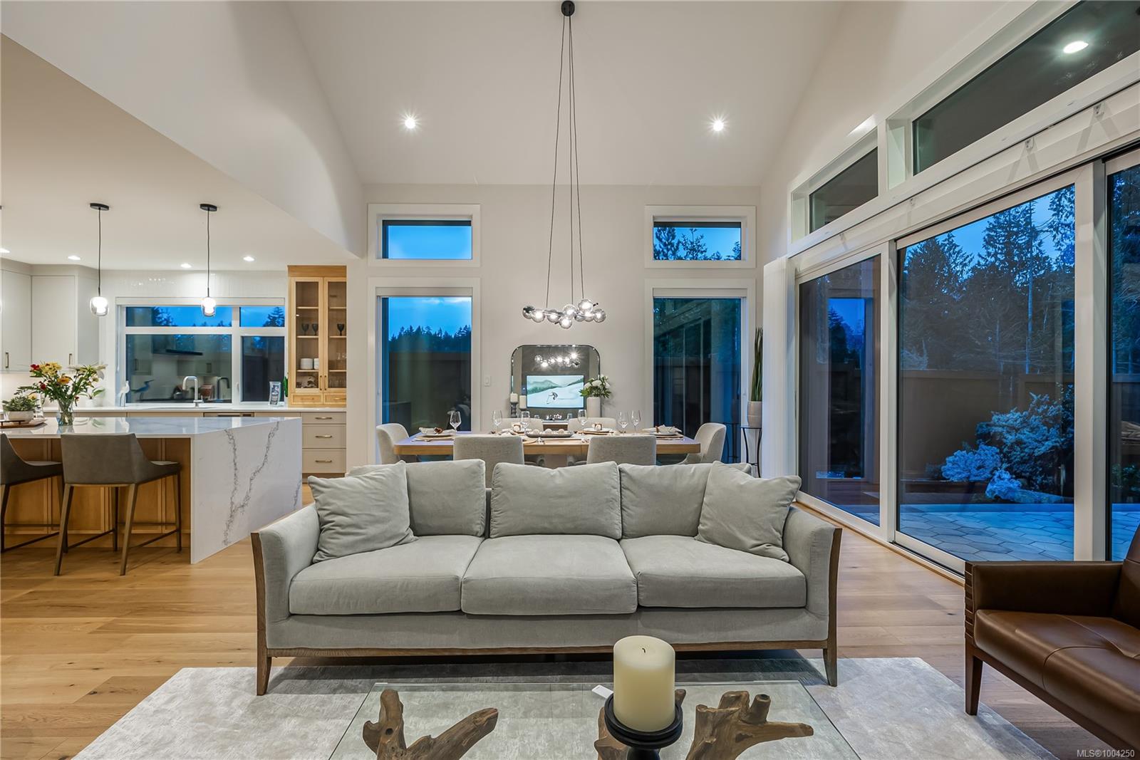 $1,329,900 - 530 Hole-in-One Dr<br>British Columbia, V9P 1M5