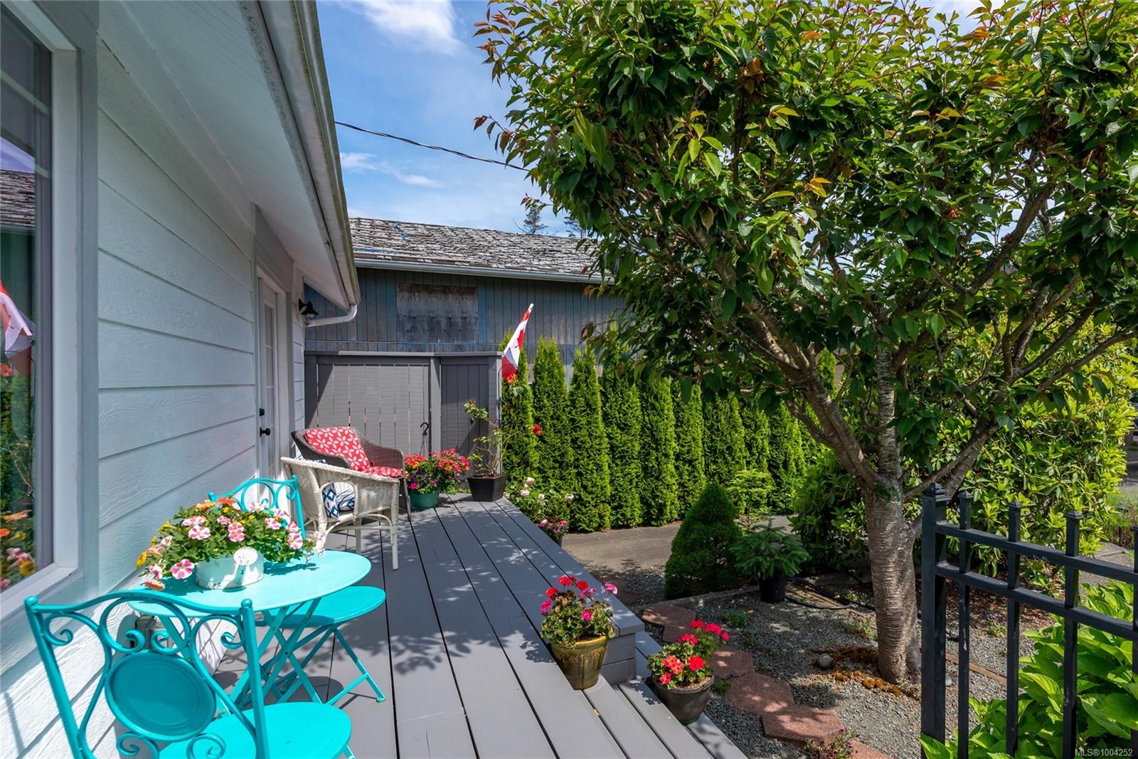 $648,900 - 1878 Nunns Rd<br>British Columbia, V9W 1G9