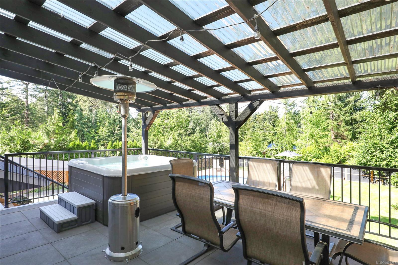 $1,126,000 - 84 Leash Rd<br>British Columbia, V9N 9V2