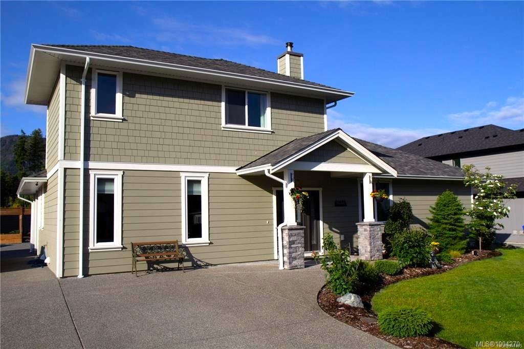 $889,000 - 168 Edgewood Dr<br>British Columbia, V0R 2G0