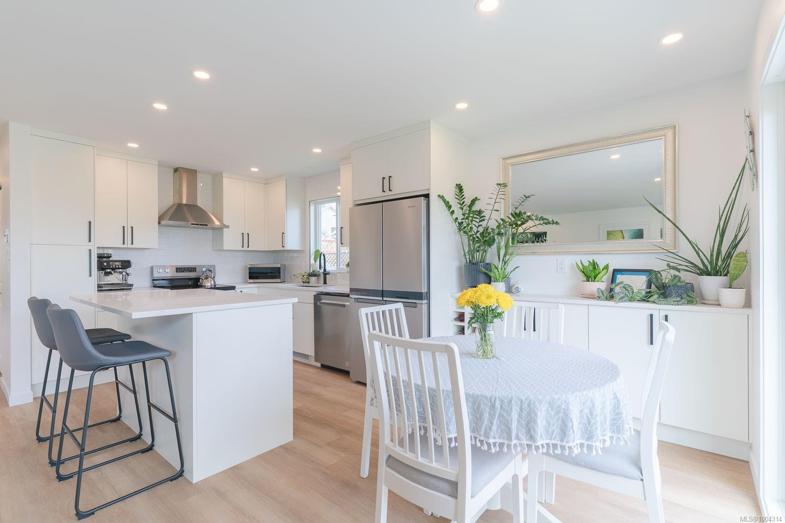 $539,000 - 6245 Blueback Rd<br>British Columbia, V9V 1N7