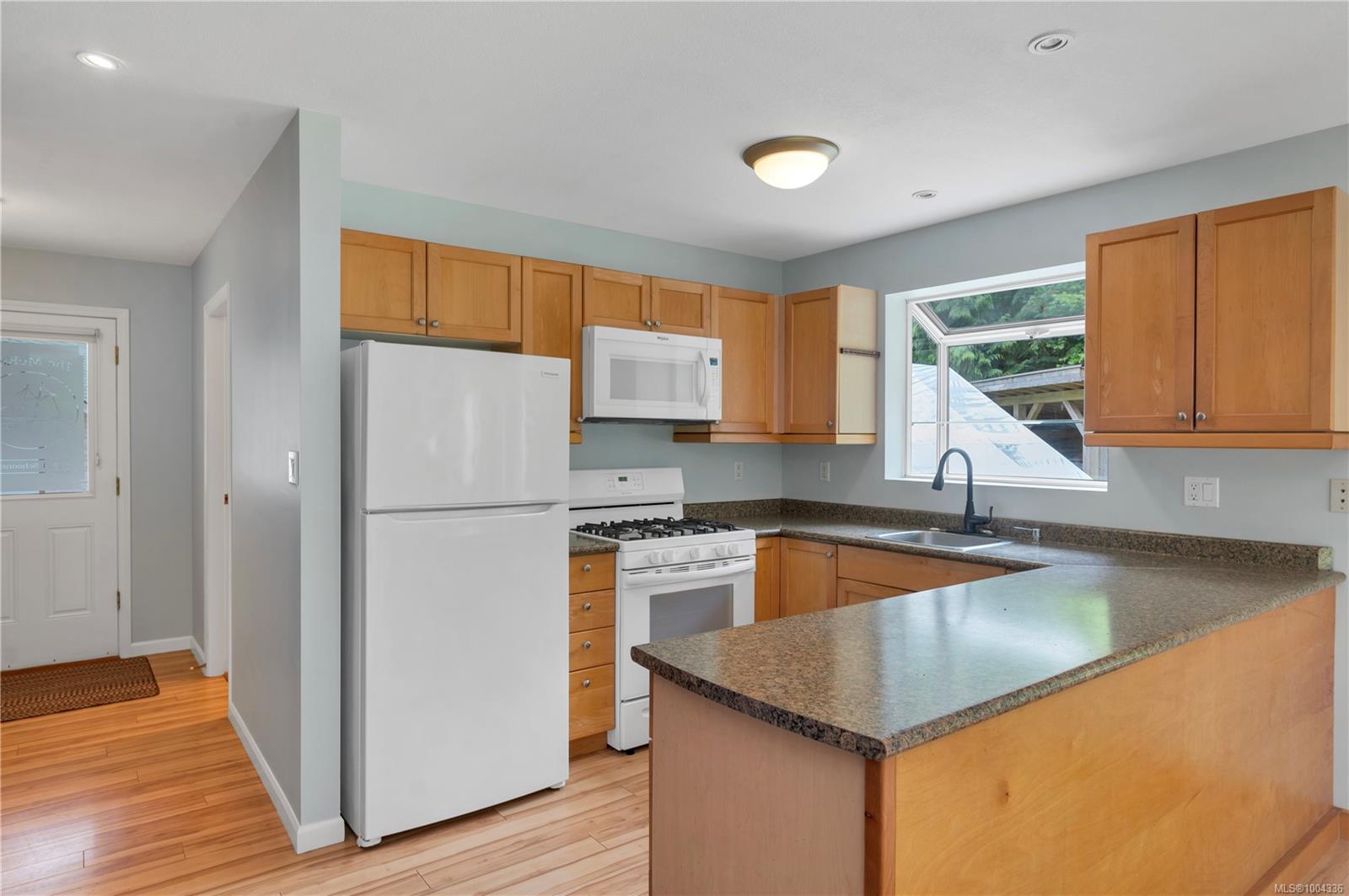$779,000 - 1531 Schooner Rd<br>British Columbia, V0P 1H0