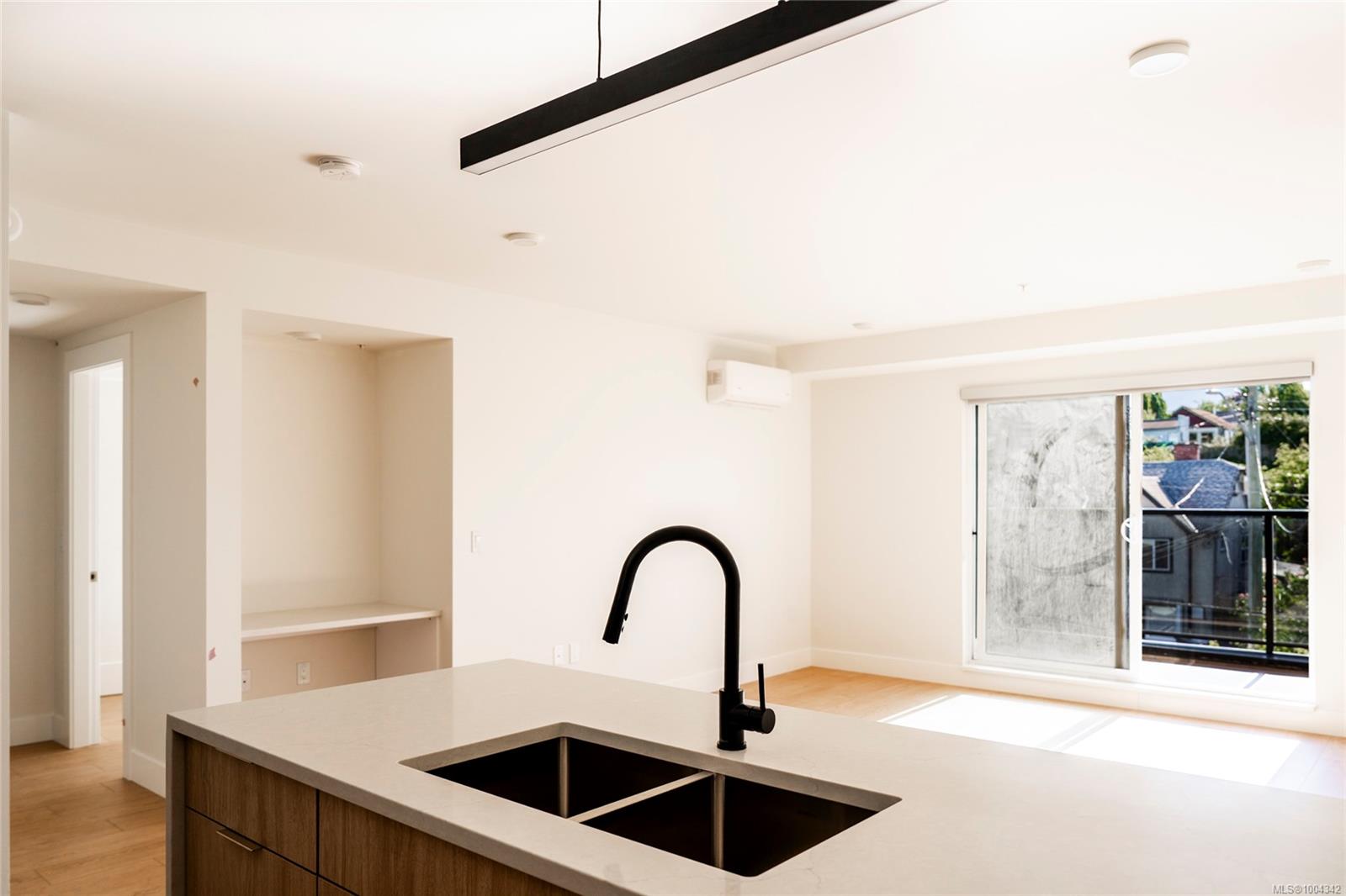 $429,900 - 45 Haliburton St<br>British Columbia, V9R 4V6