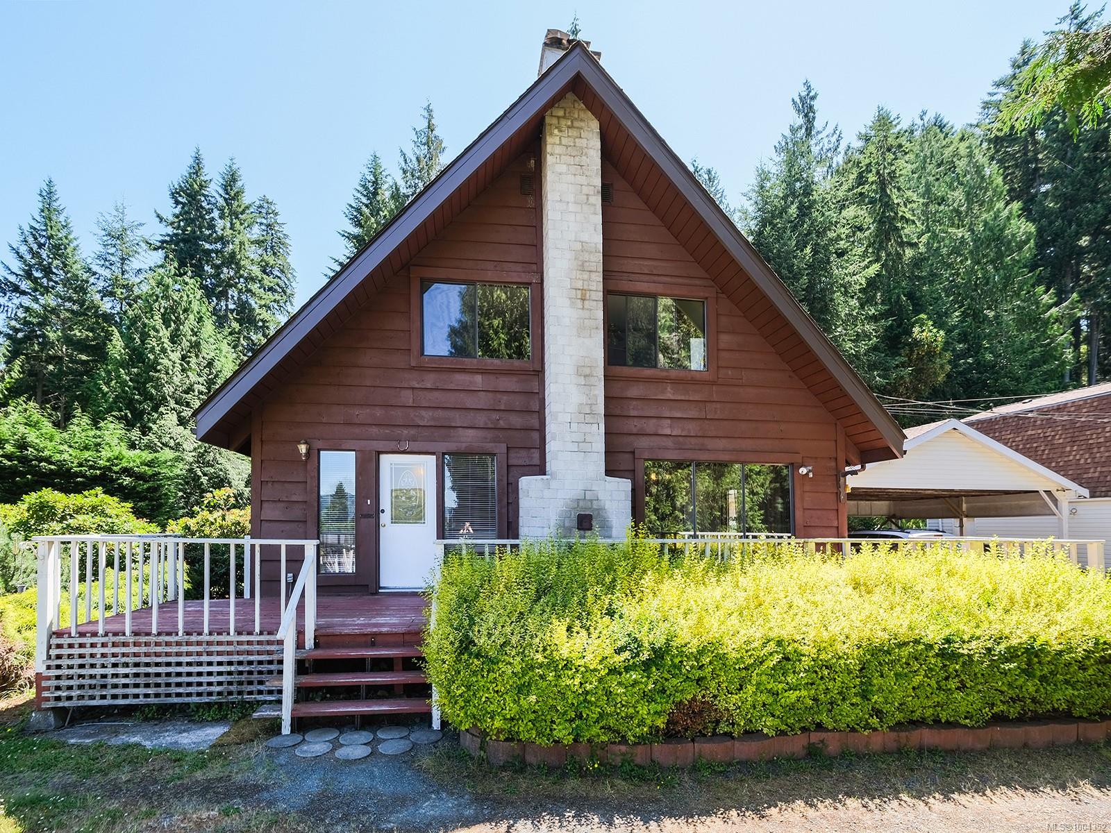 $1,095,000 - 1146 Rolmar Cres<br>British Columbia, V0R 1L4