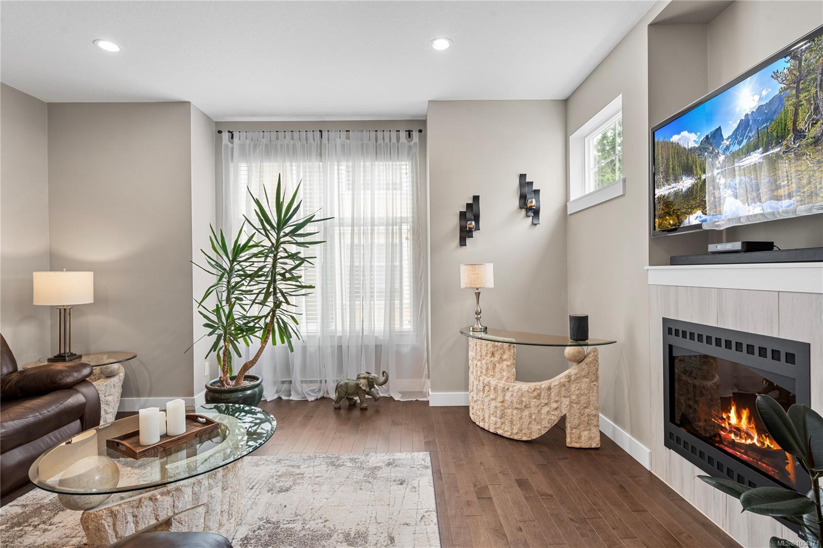 $584,900 - 6057 Doumont Rd<br>British Columbia, V9T 0G3