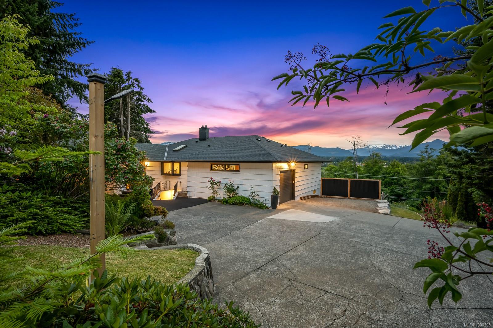 $1,599,000 - 1880 Back Rd<br>British Columbia, V9N 9C4
