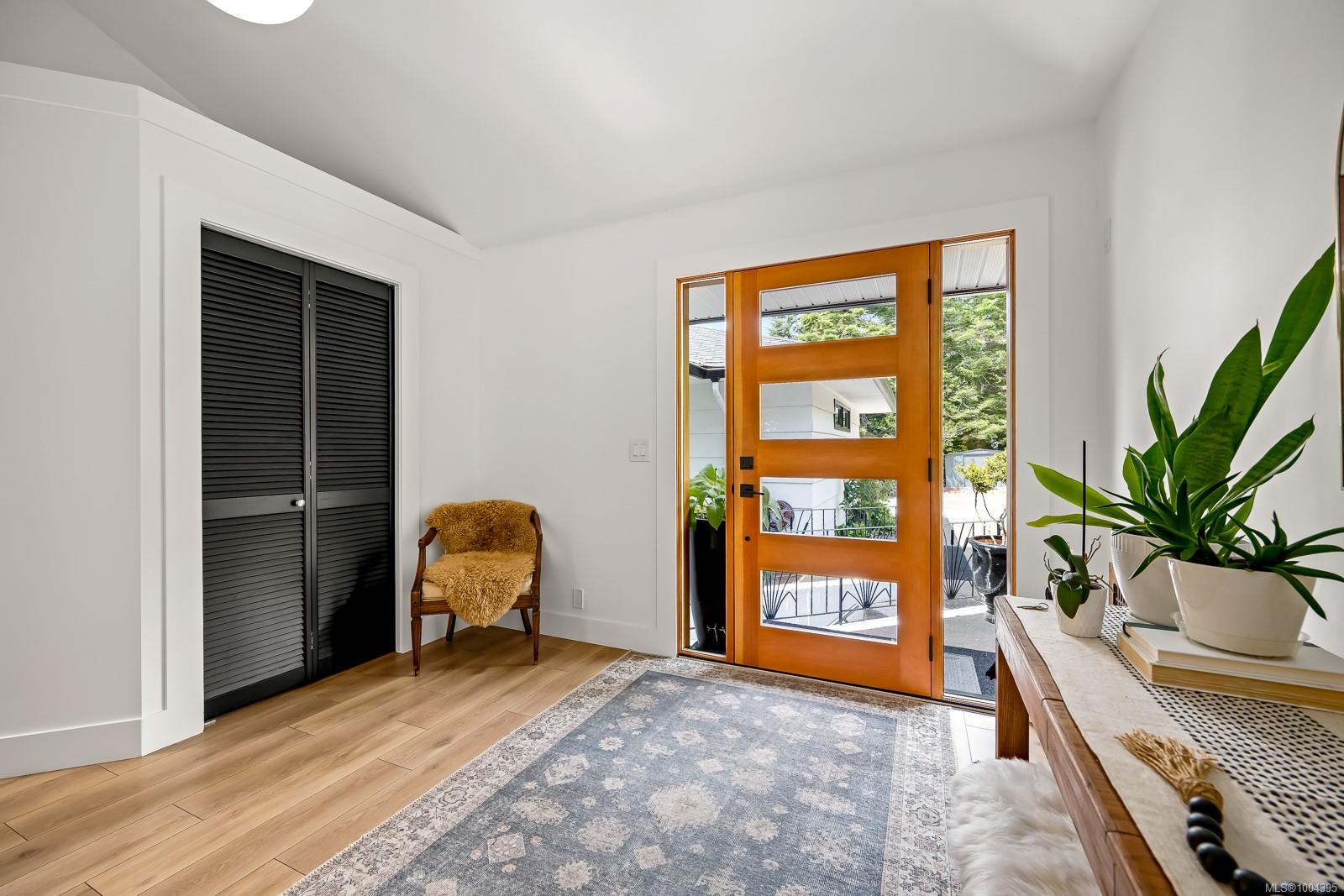 $1,599,000 - 1880 Back Rd<br>British Columbia, V9N 9C4