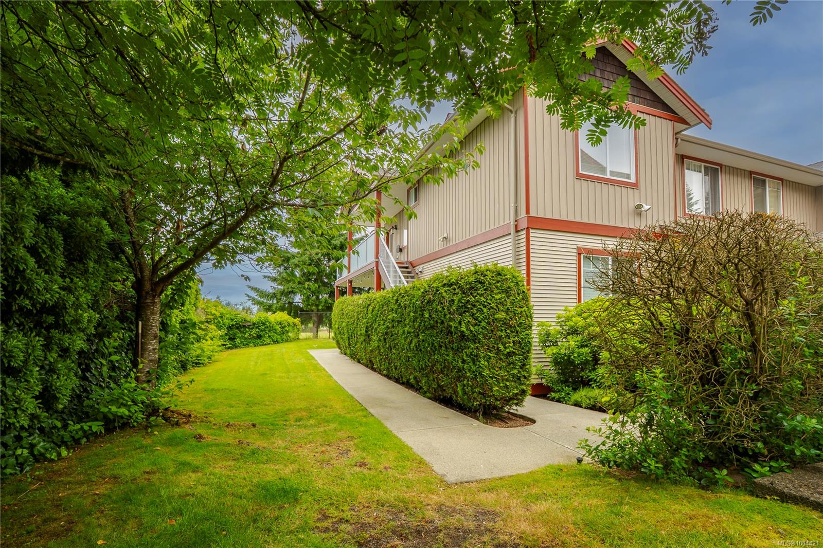 $549,900 - 6022 Leah Lane<br>British Columbia, V9V 1W7