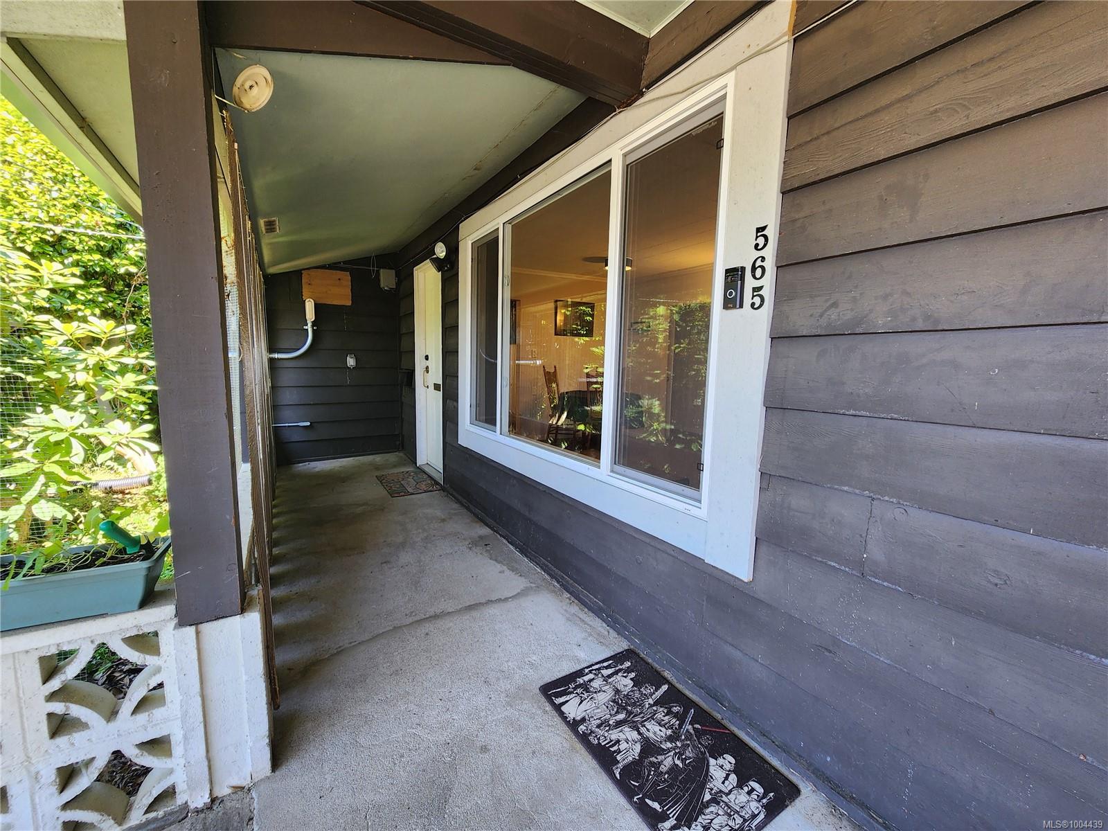 $534,900 - 565 Dogwood St<br>British Columbia, V9W 2Y4