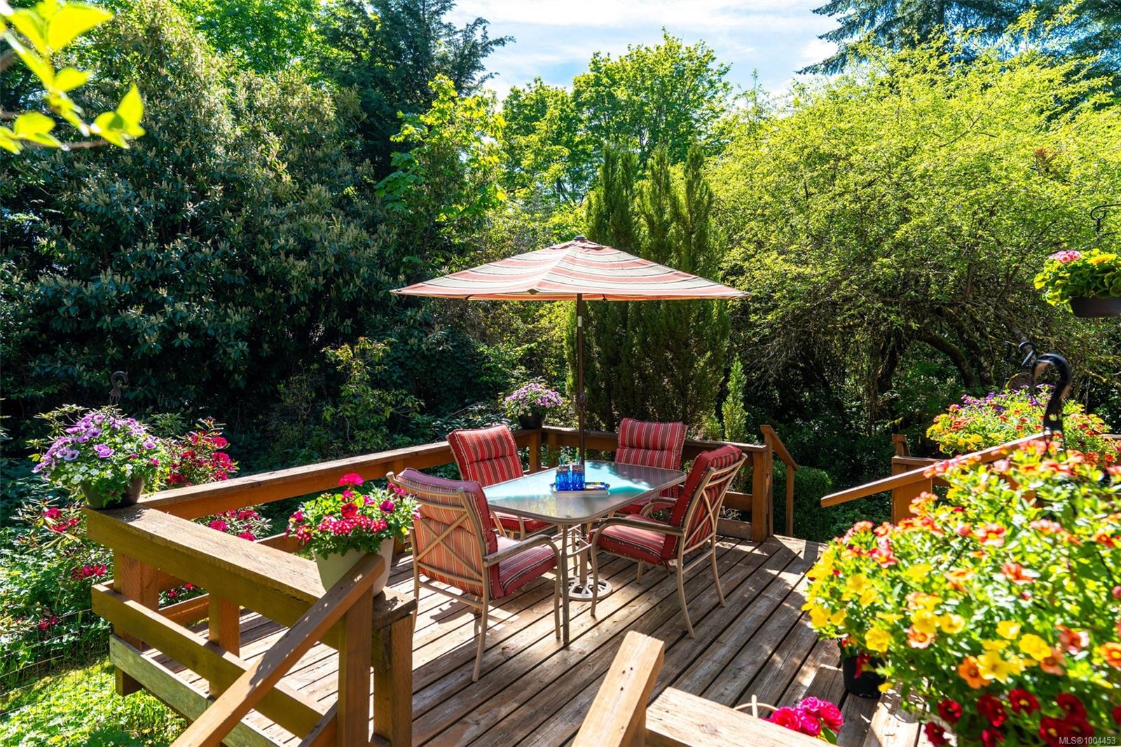 $899,000 - 6184 Alington Rd<br>British Columbia, V9L 2E9