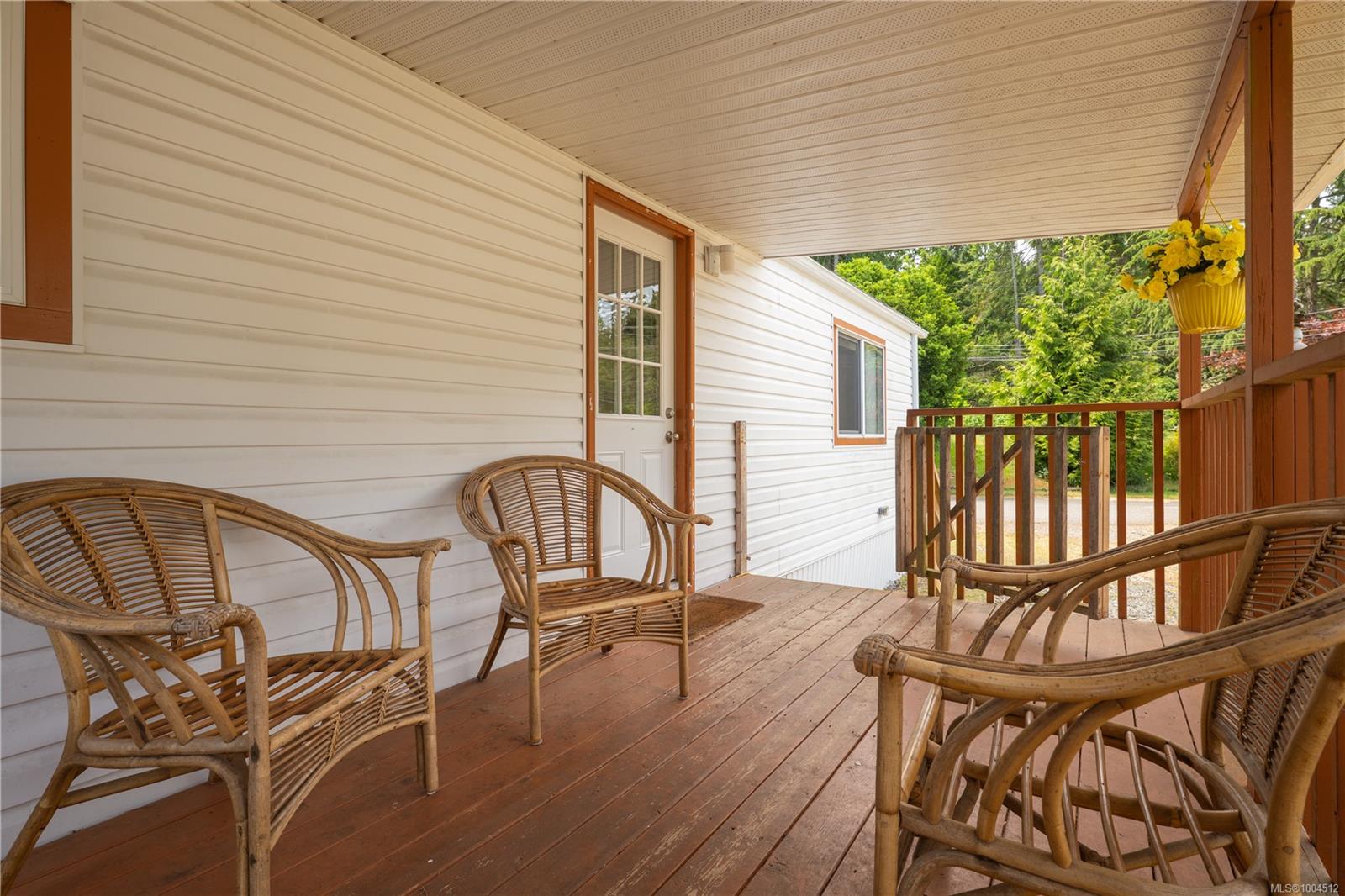 $200,000 - 3920 Island Hwy<br>British Columbia, V9K 2C2