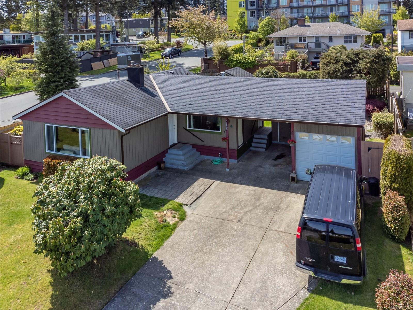 $558,900 - 300 McCarthy St<br>British Columbia, V9W 2R6