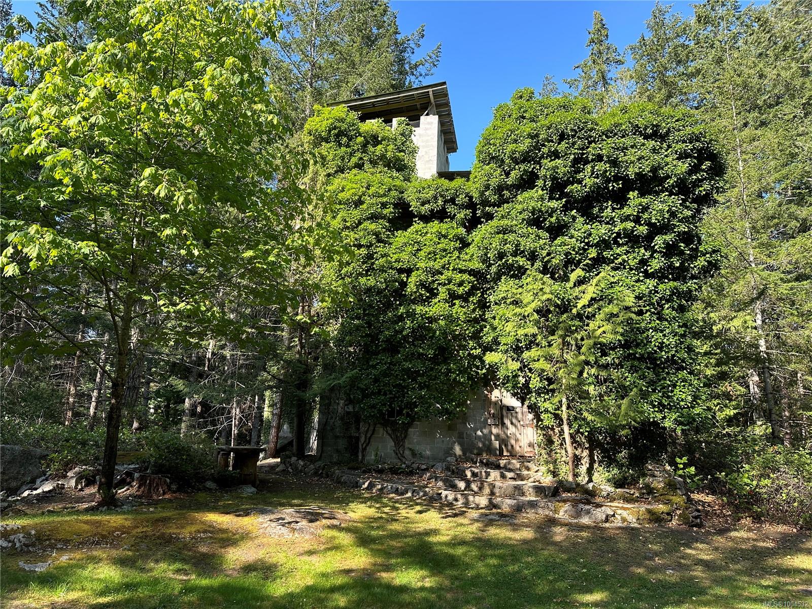 $440,000 - 1416 Manzanita Rd<br>British Columbia, V0P 1T0