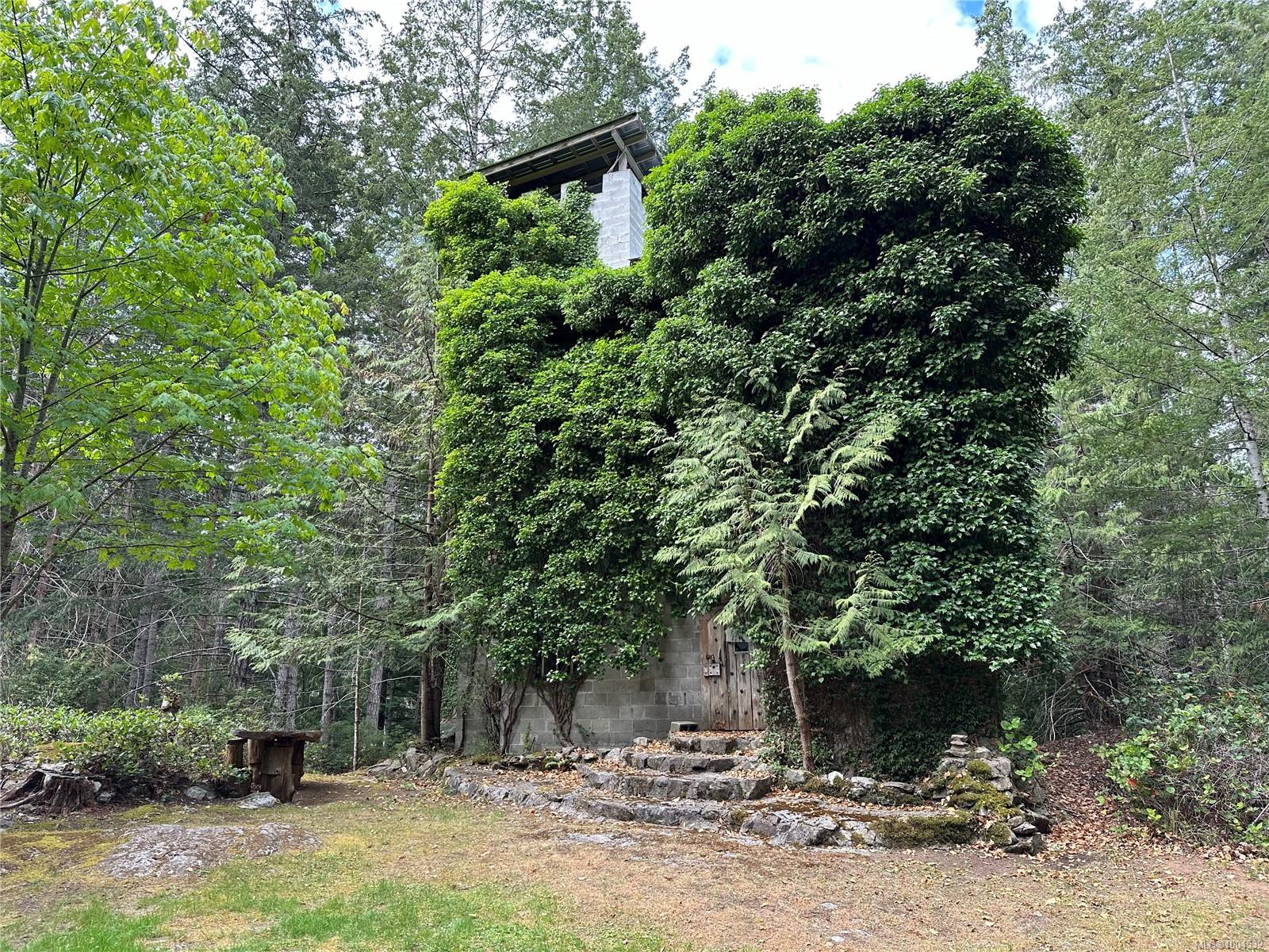 $440,000 - 1416 Manzanita Rd<br>British Columbia, V0P 1T0