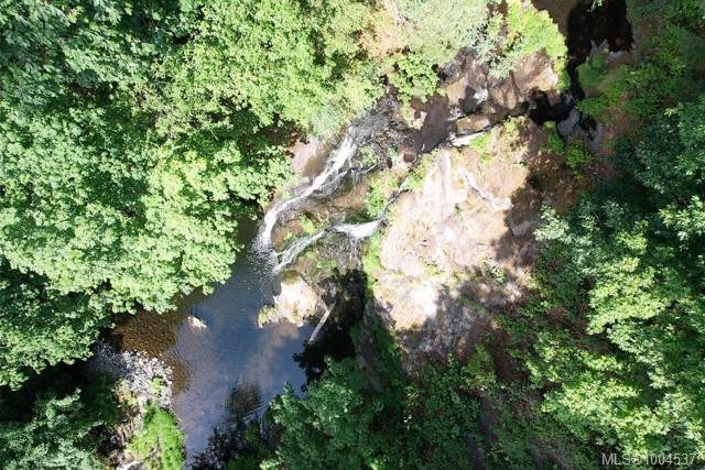 $4,225,000 - 3744 Gibbins Rd<br>British Columbia, V9L 6E8