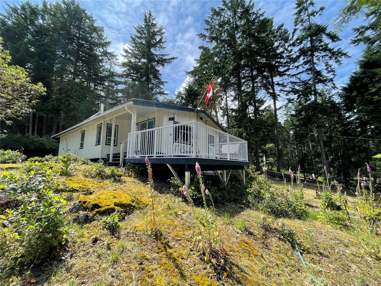 $335,000 - 865 Driftwood Dr<br>British Columbia, V1V 1V1