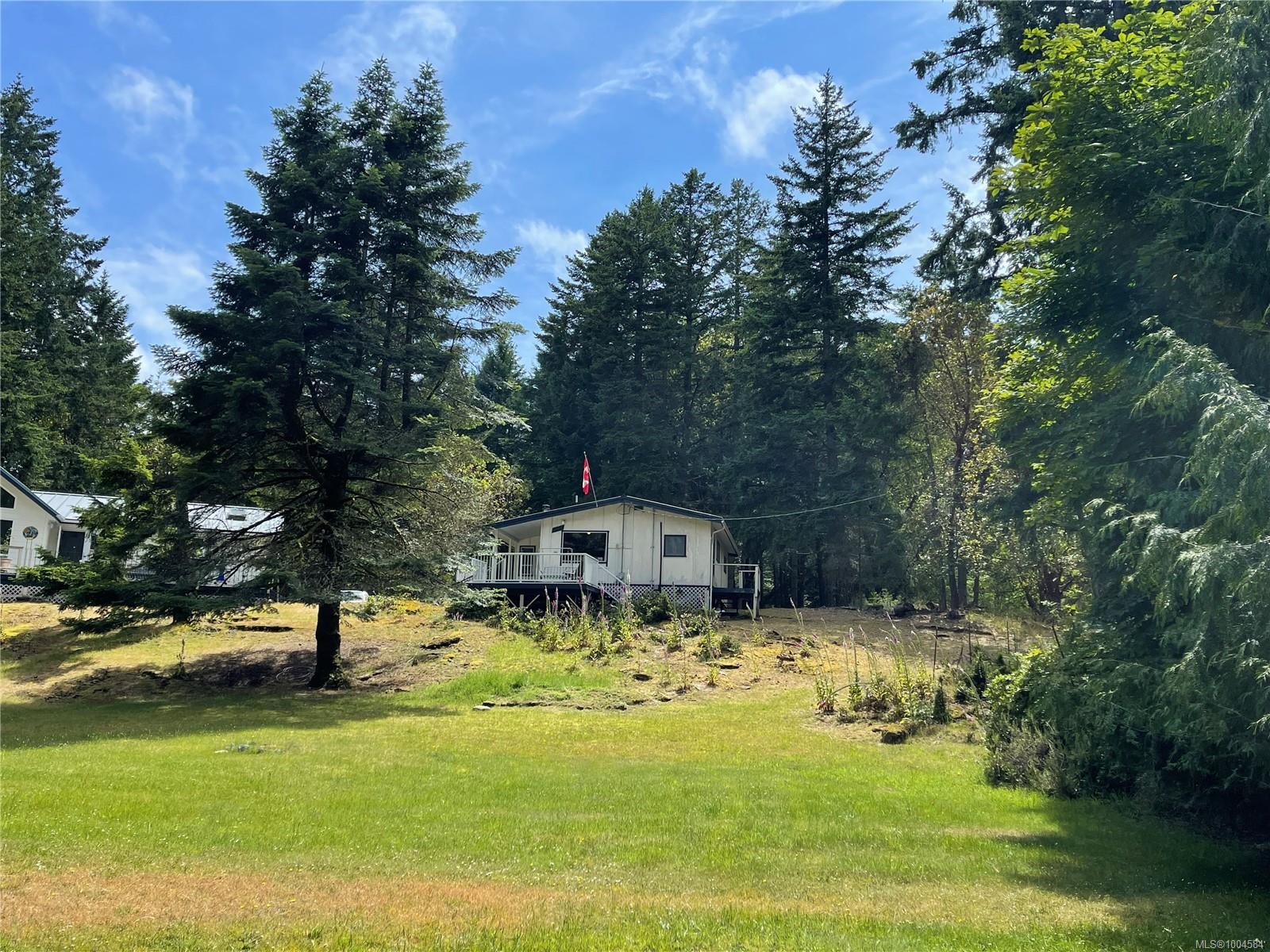 $335,000 - 865 Driftwood Dr<br>British Columbia, V1V 1V1