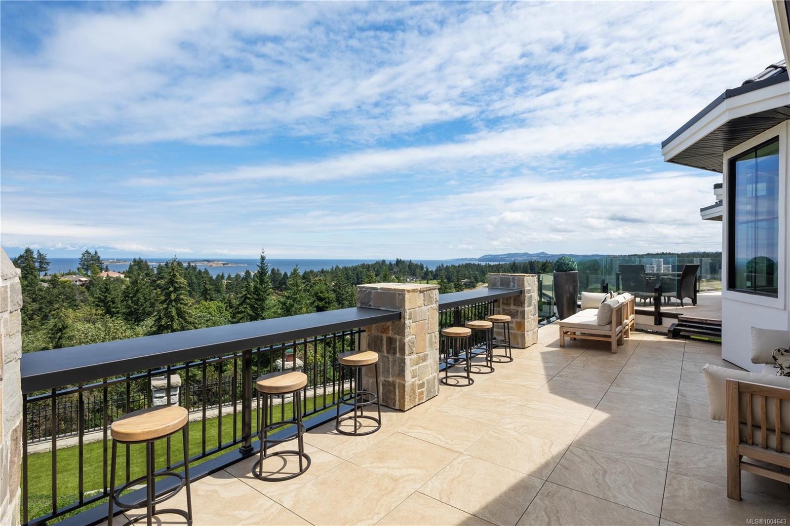 $4,490,000 - 2230 Chelsea Pl<br>British Columbia, V9P 9G5