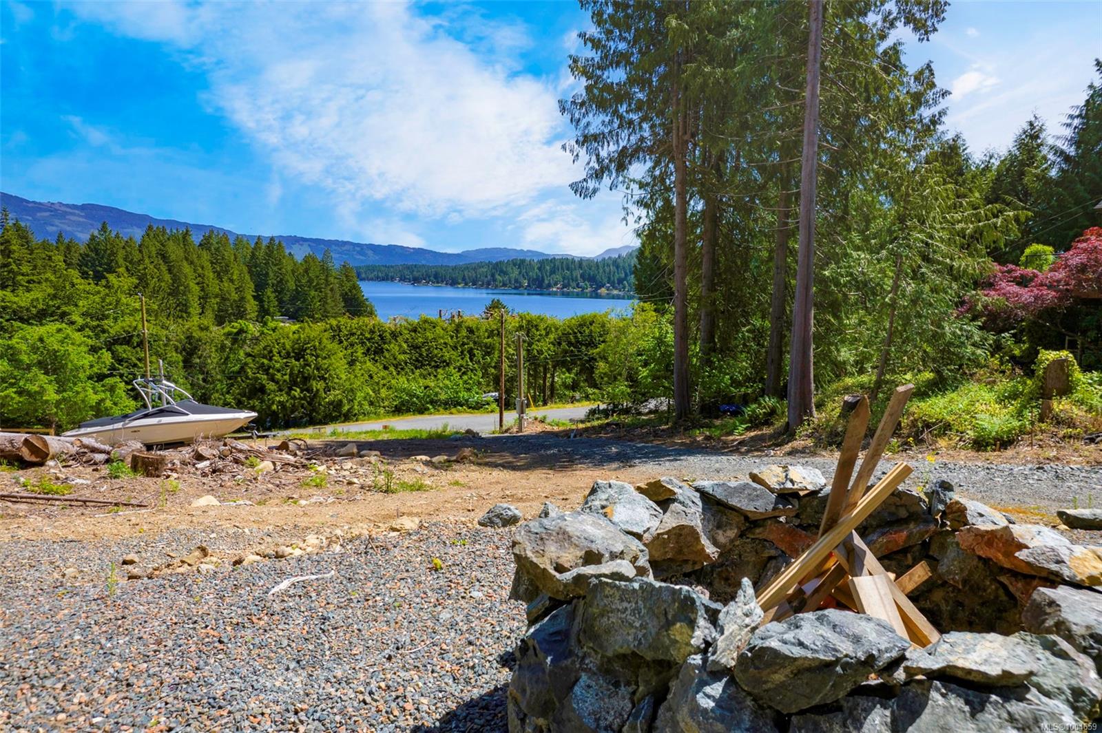 10140 Klitsa Dr, (PA Sproat Lake) Port Alberni British Columbia, V9Y 9A7 $589,000