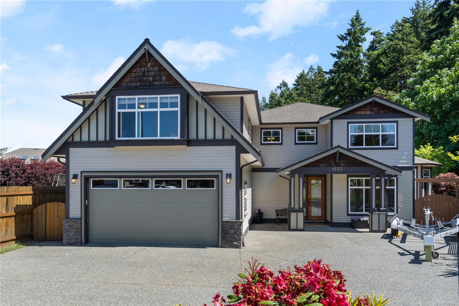 $1,229,000 - 1337 Thalia Pl<br>British Columbia, V9R 7E1