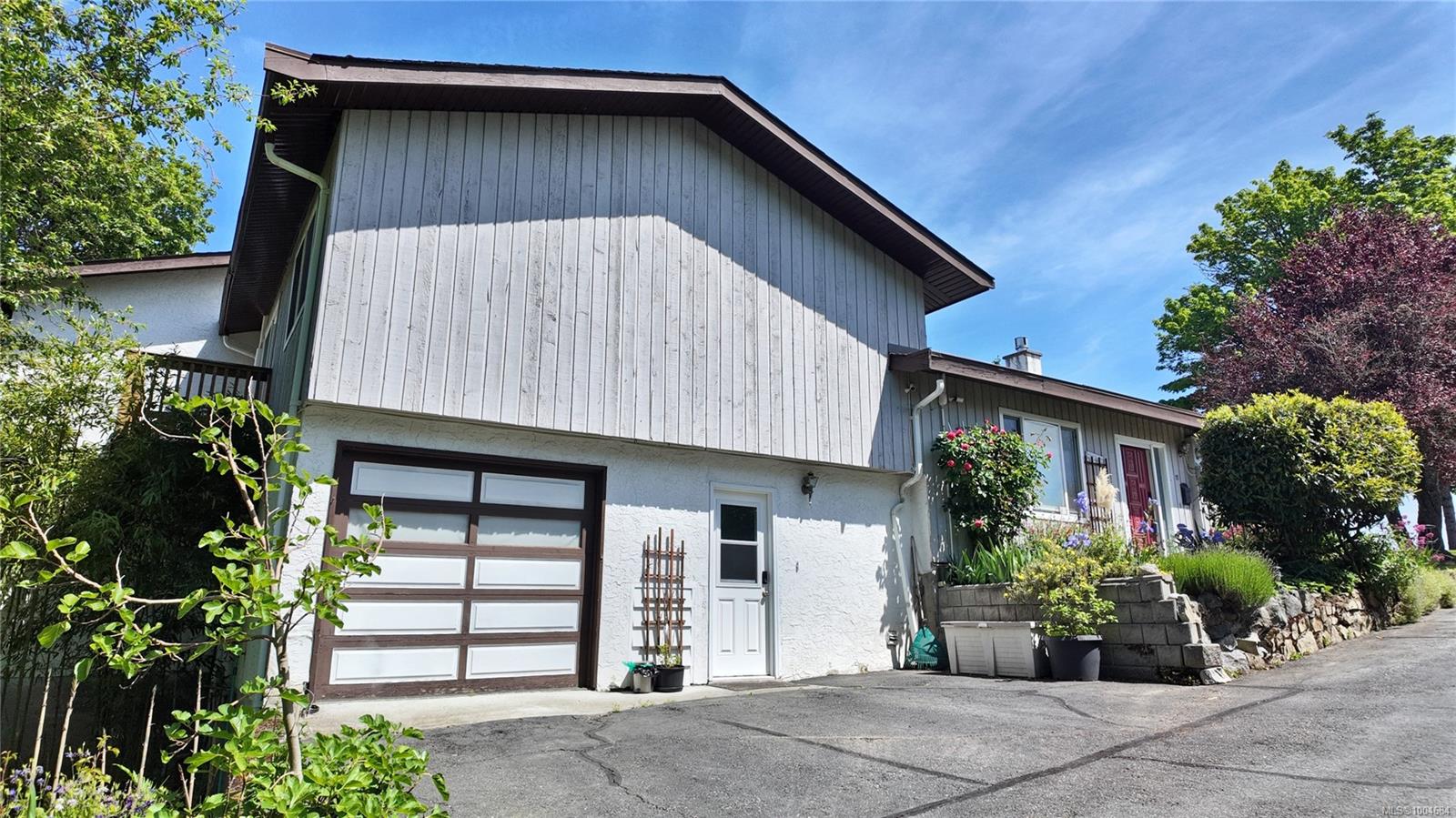 $509,000 - 6172 Alington Rd<br>British Columbia, V9L 2E9