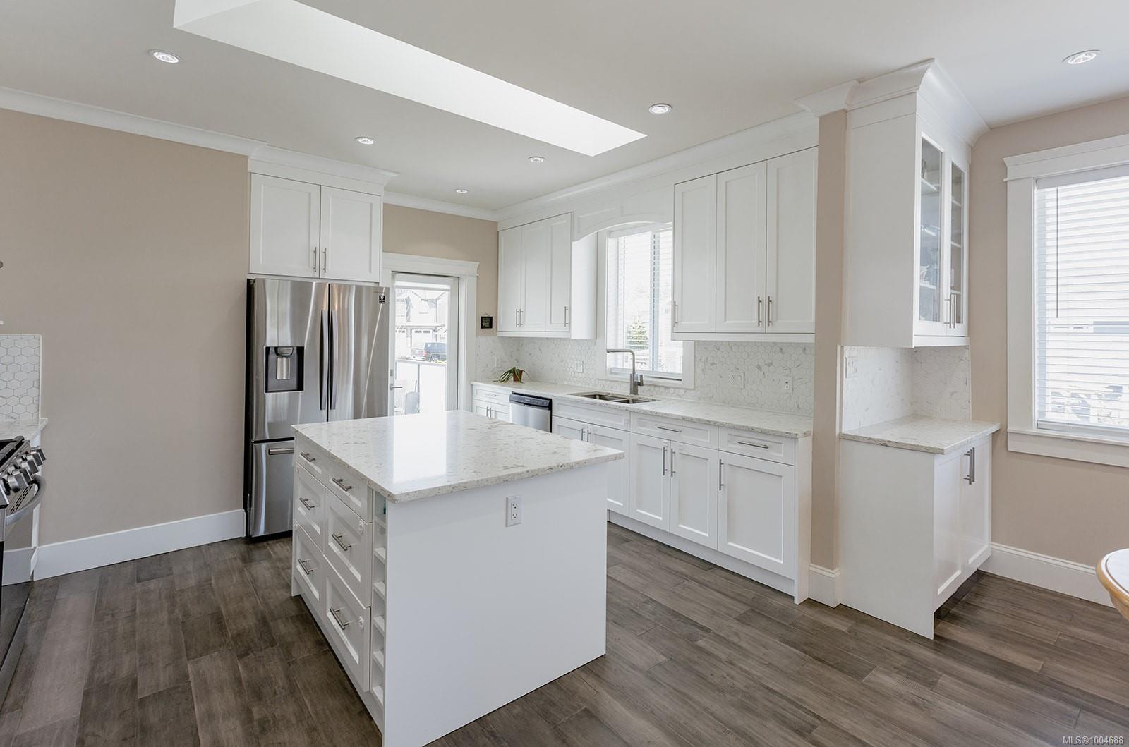 $1,025,000 - 5781 Linyard Rd<br>British Columbia, V9T 0J9