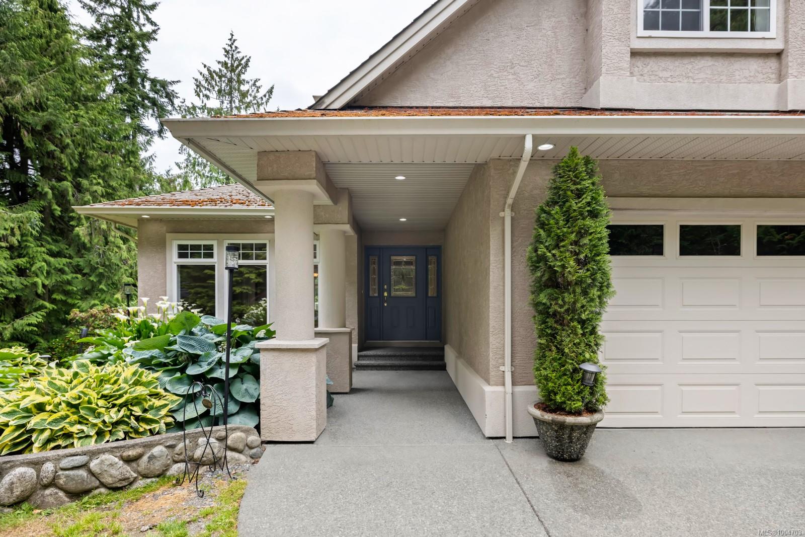 $1,295,000 - 905 Cowerd Rd<br>British Columbia, V0R 1L0