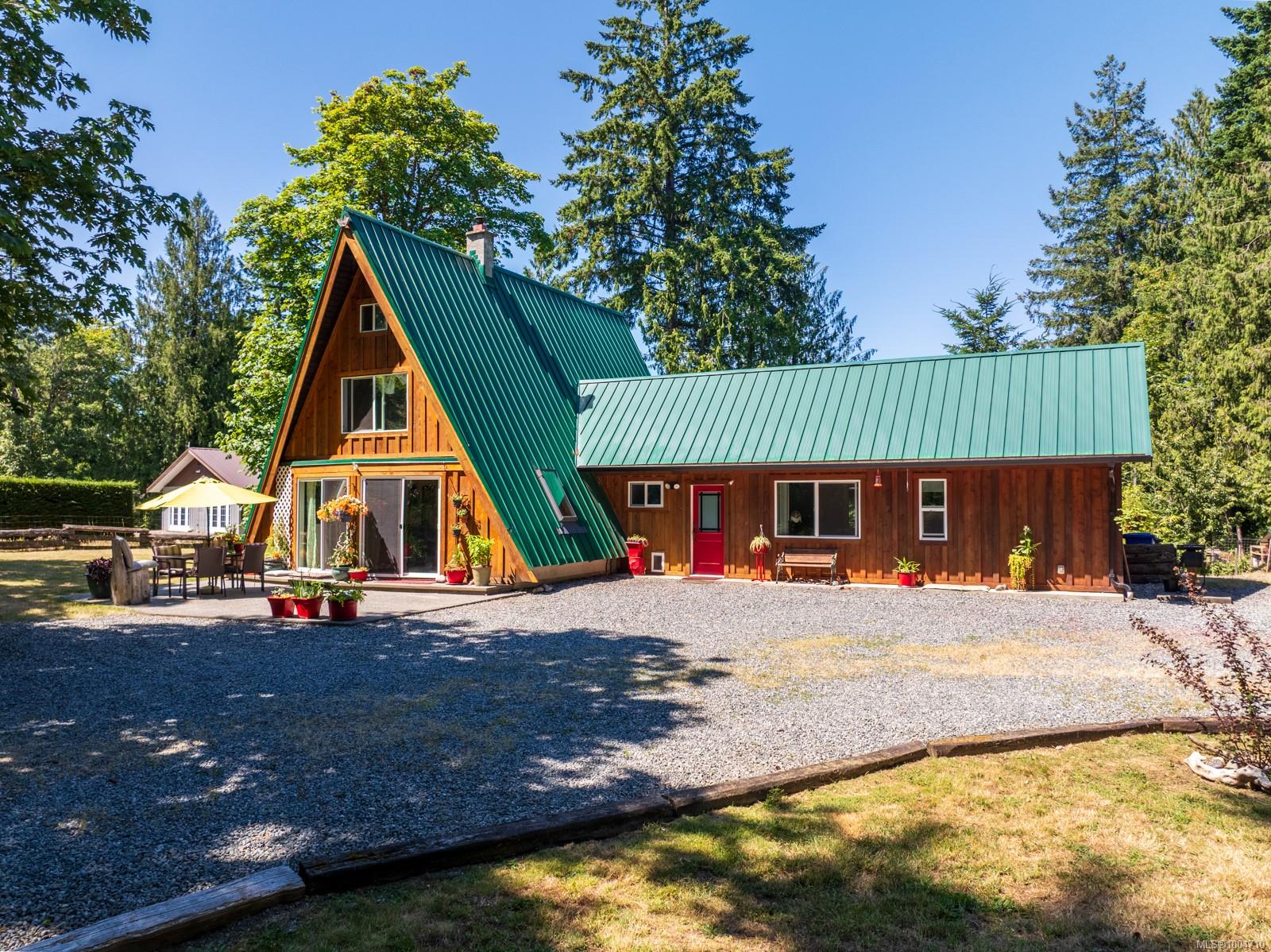 $1,095,000 - 5520 Riverbottom Rd<br>British Columbia, V9L 6J5