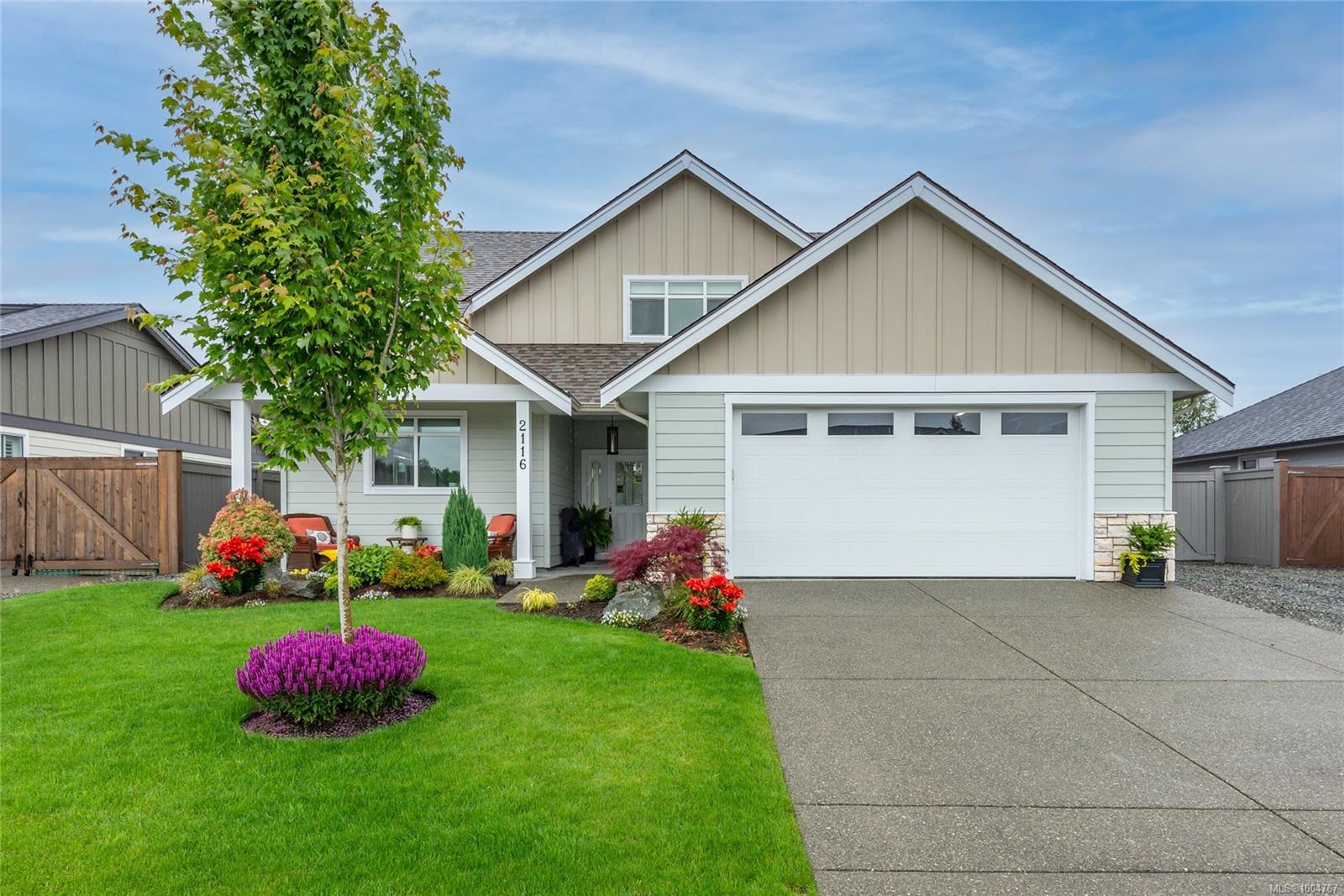 $1,088,800 - 2116 Evergreen Rd<br>British Columbia, V9W 0C8