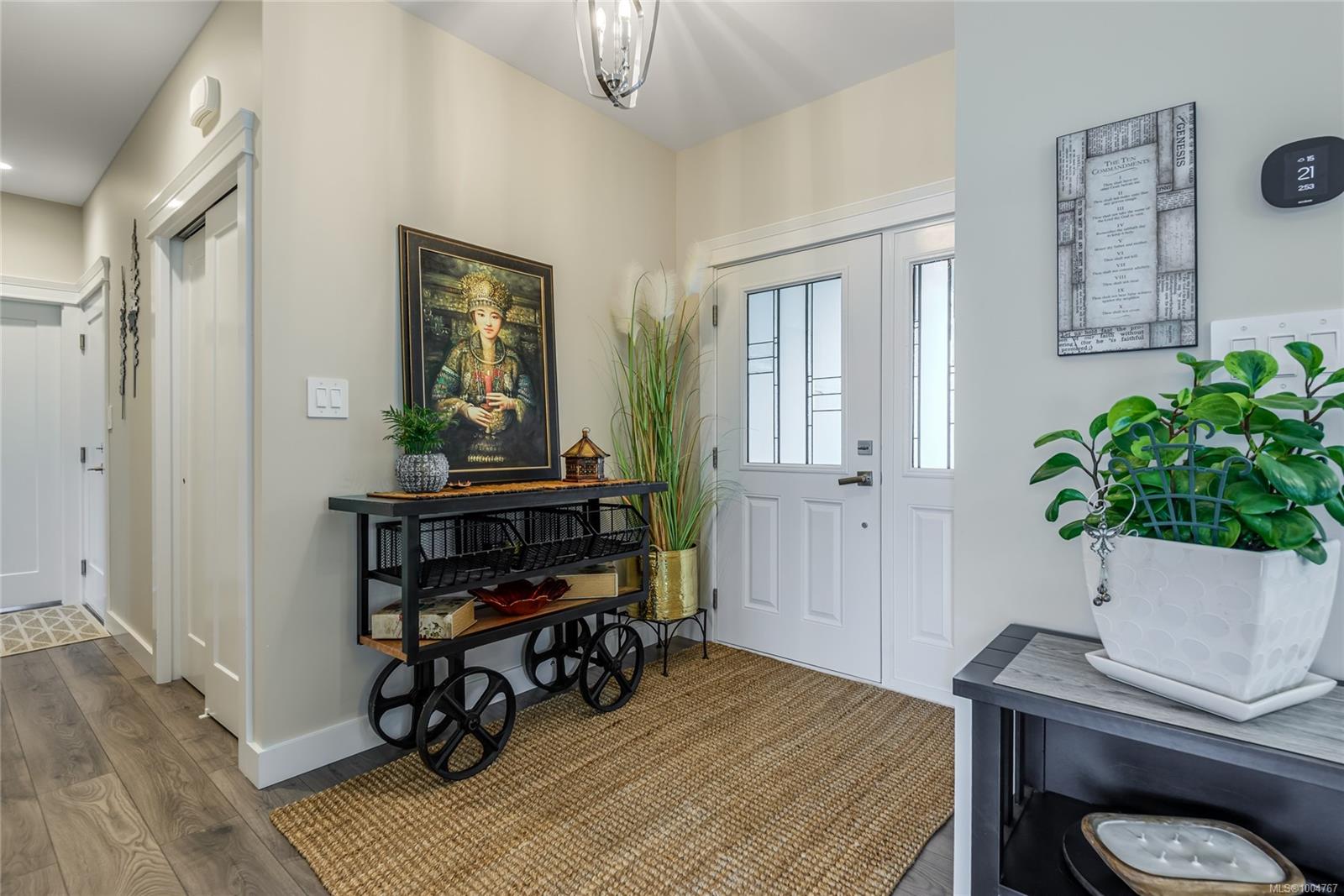 $1,088,800 - 2116 Evergreen Rd<br>British Columbia, V9W 0C8