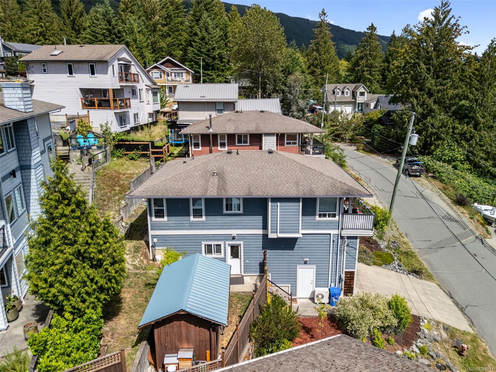 $649,900 - 290 Carnell Dr<br>British Columbia, V0R 2G0