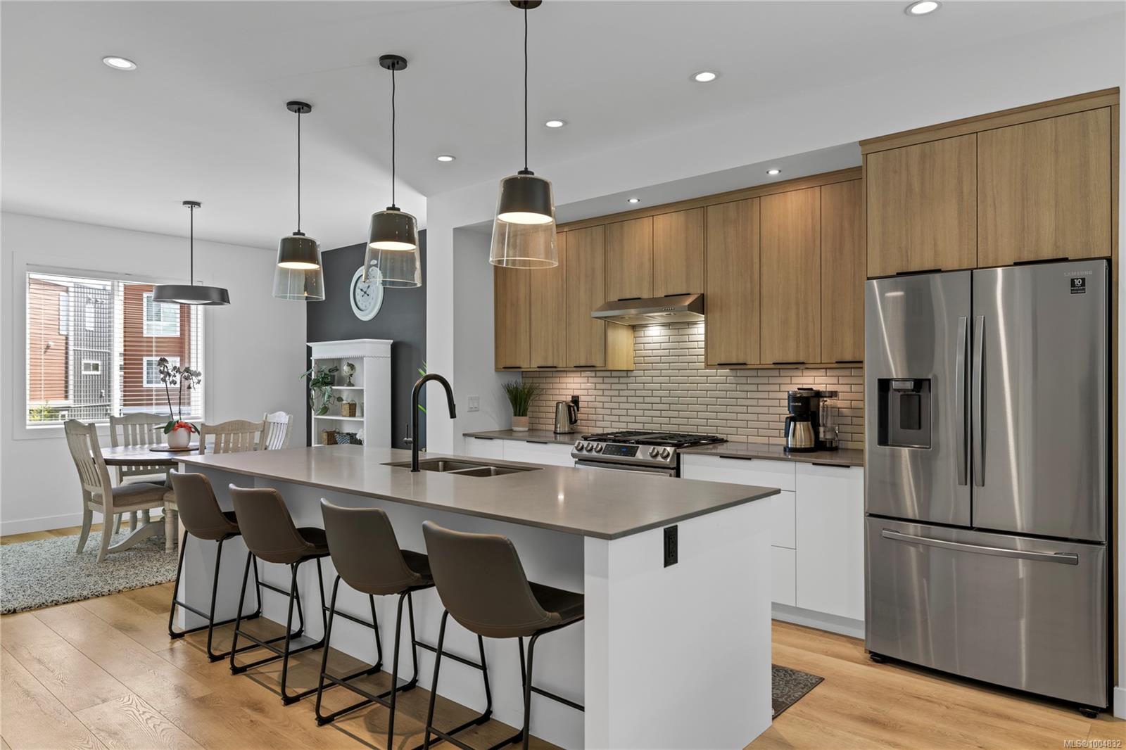 $719,900 - 2310 Guthrie Rd<br>British Columbia, V9M 4G1