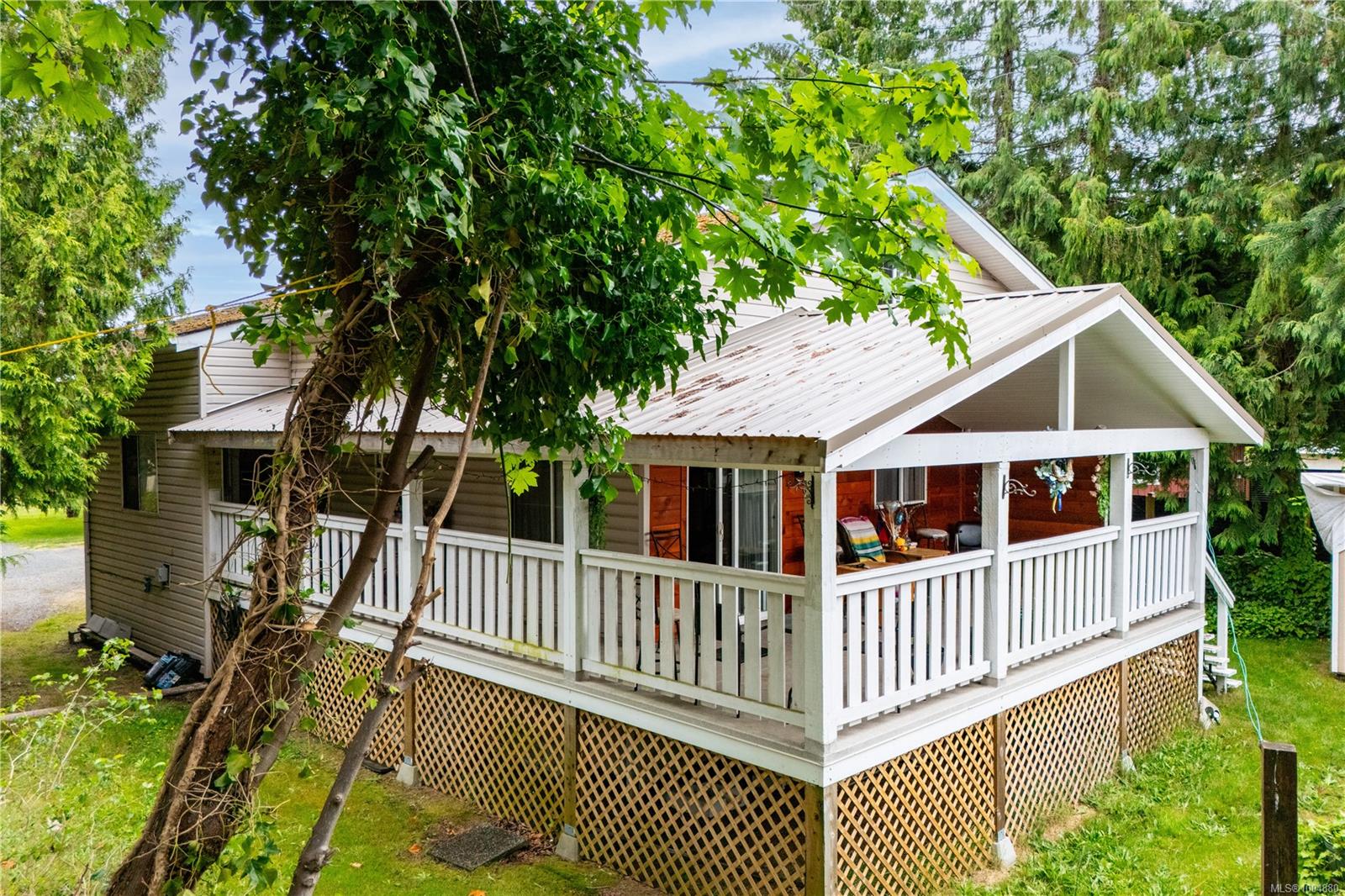 $590,000 - 2218 Dalton Rd<br>British Columbia, V9W 1H6