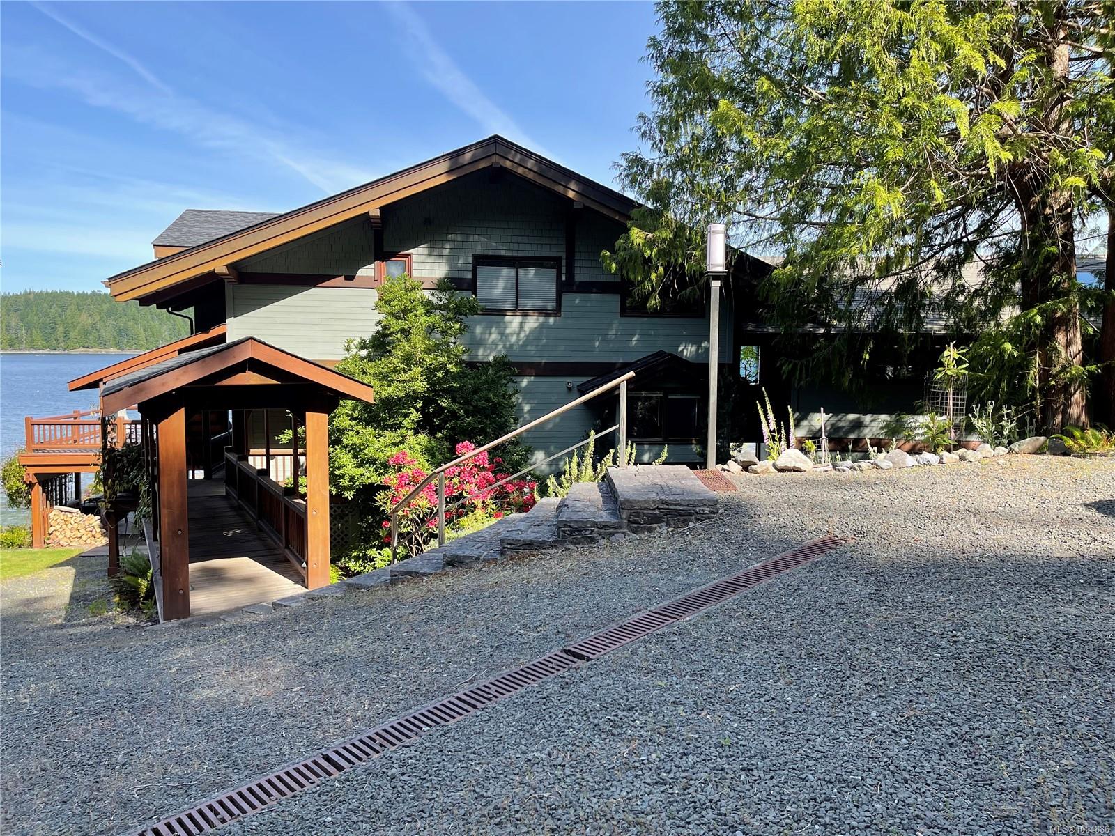 $2,690,000 - 1027&1033 West Rd<br>British Columbia, V0P 1N0