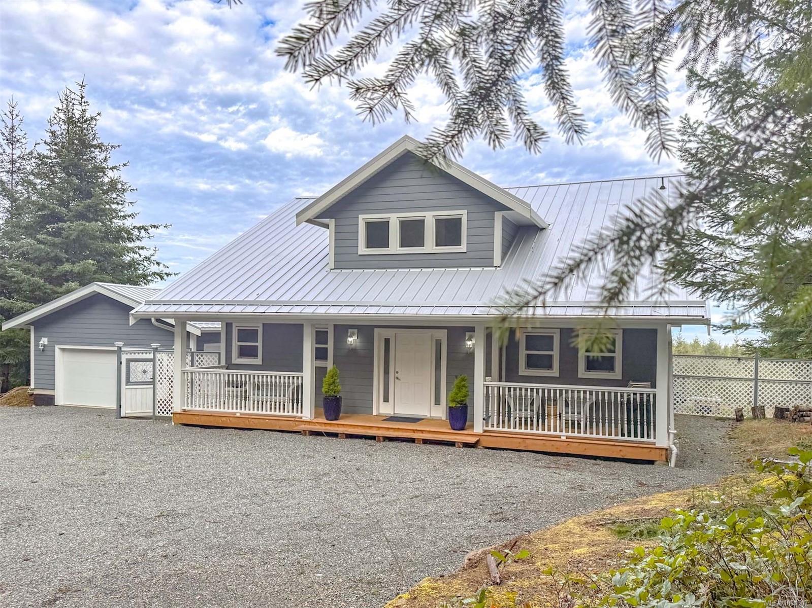 $1,125,000 - 1886 Seymour <br>British Columbia, V0R 1X6