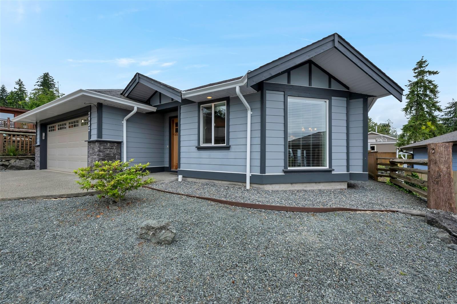 $719,000 - 7982 TIDEMARK Way<br>British Columbia, V0R 1R0