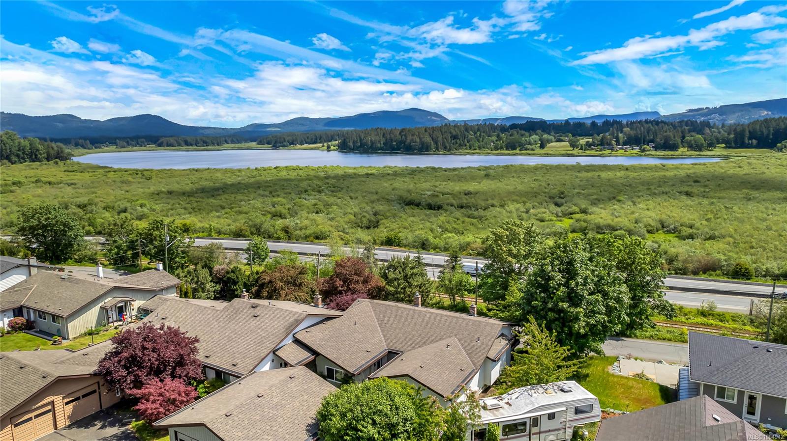 $489,999 - 6172 Alington Rd<br>British Columbia, V9L 2E9